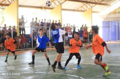 055e4228-ac14-48b4-a53d-998c1e1c5acf.jpg