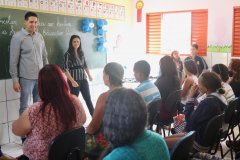 entrega_uniformes_escolas_06.jpeg