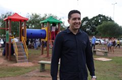 entrega_parquinho_inss_03.jpeg