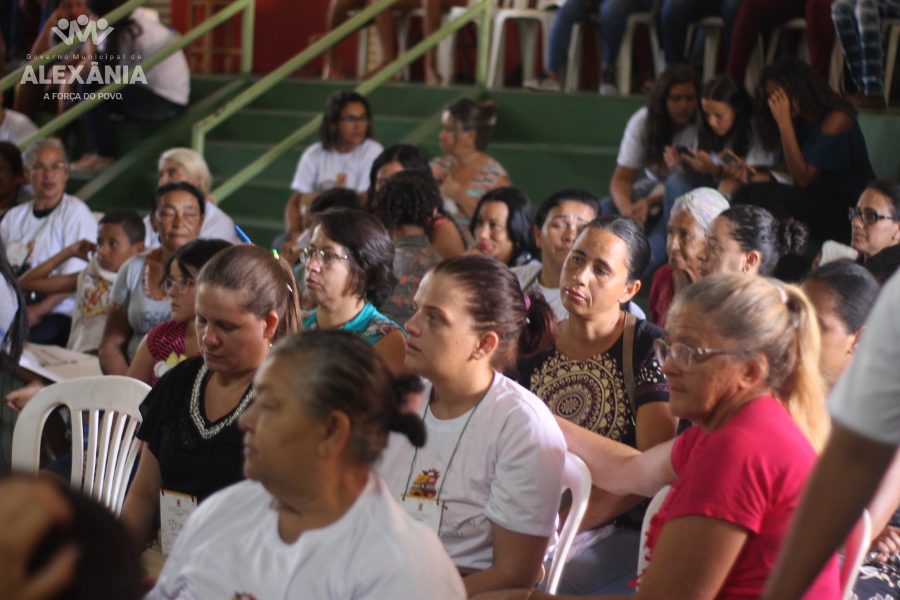 Conferência Municipal de Assistência Social reúne especialistas e populares para discutir o futuro do setor