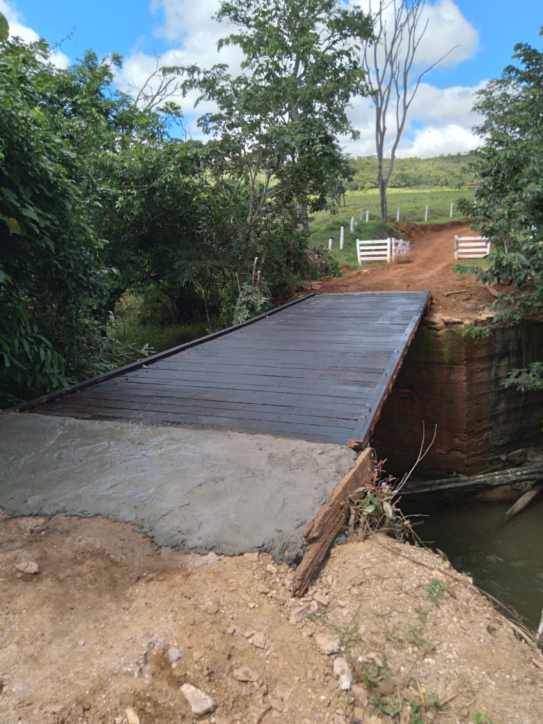 Mais uma ponte pronta para a população!