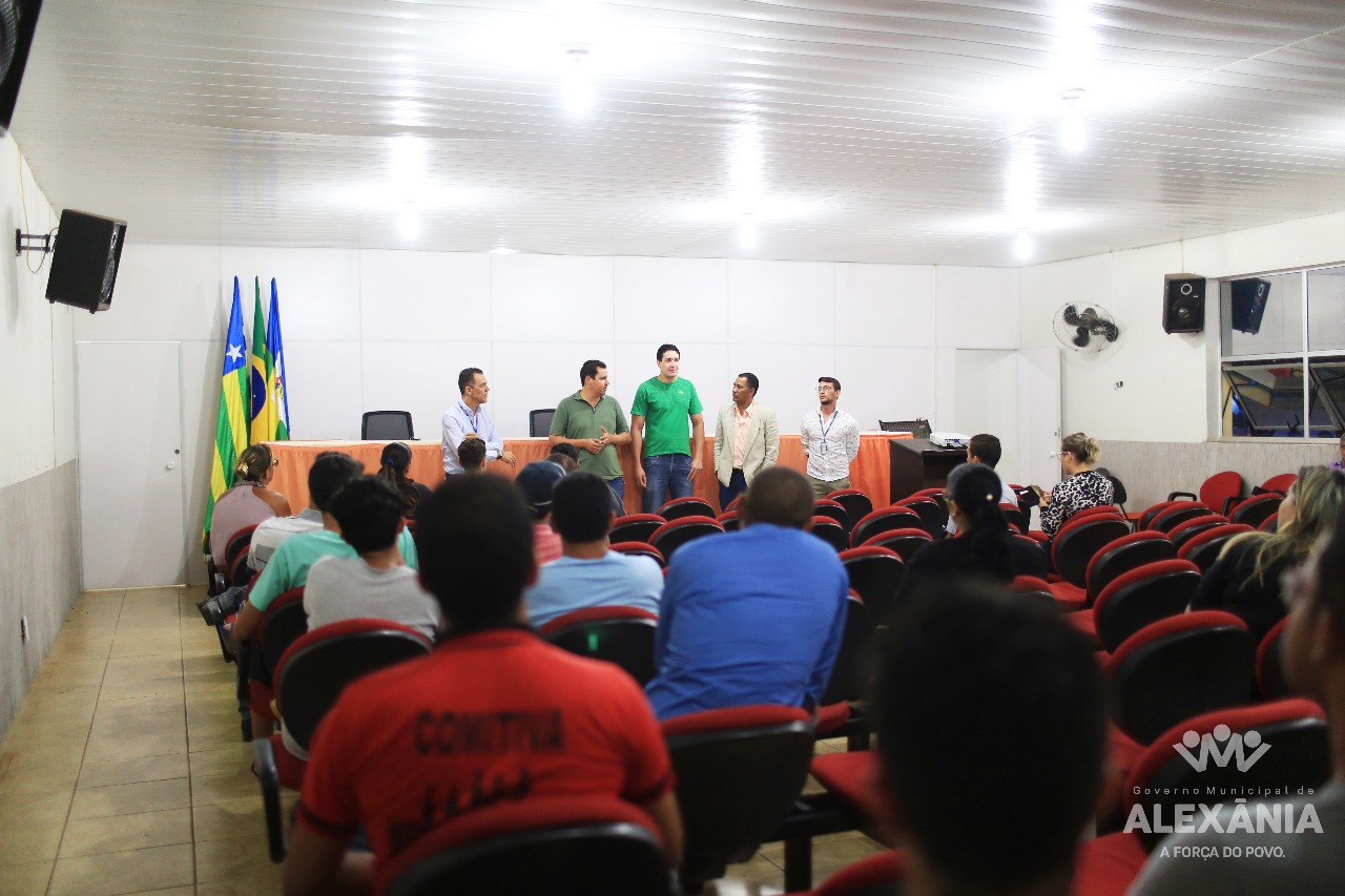 Apresentação de novos cursos para Alexânia
