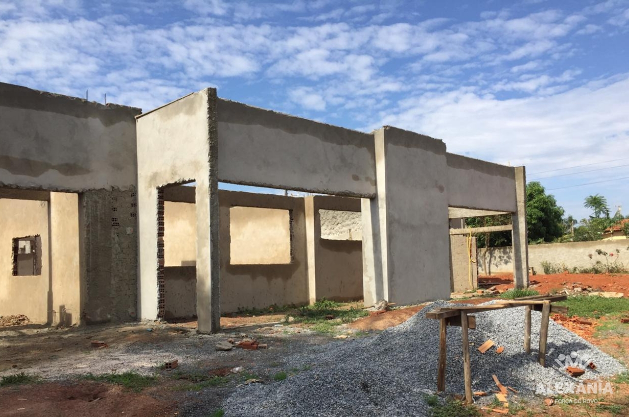 Moradores de Olhos d'Água em breve poderão contar com nova creche para as crianças