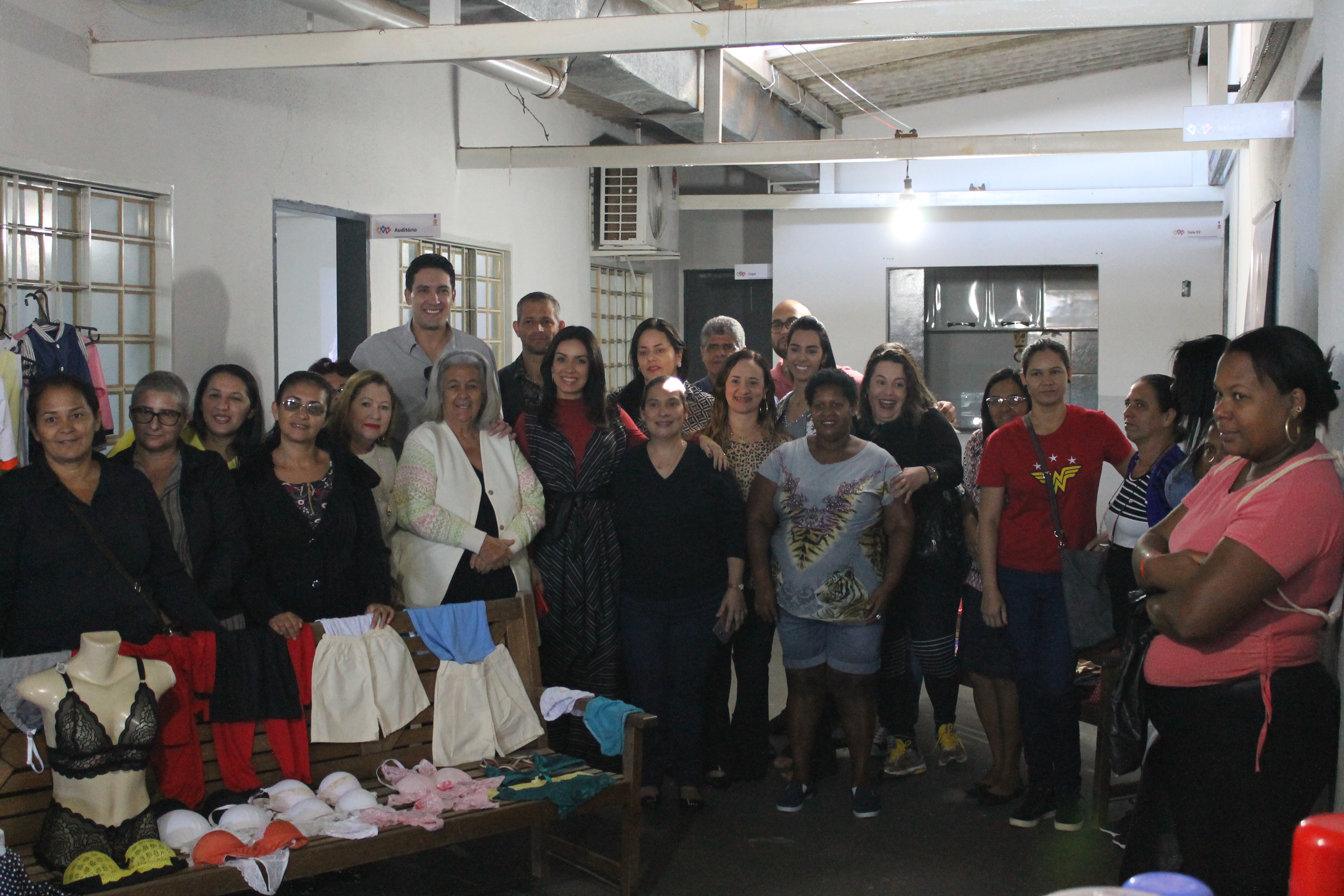 Formatura de mais uma turma do curso de Corte e Costura