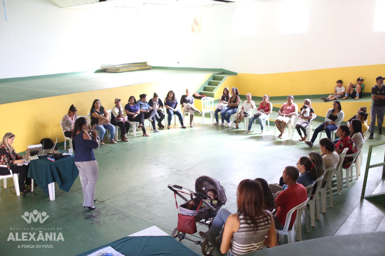 CRAS realiza palestras com famílias atendidas
