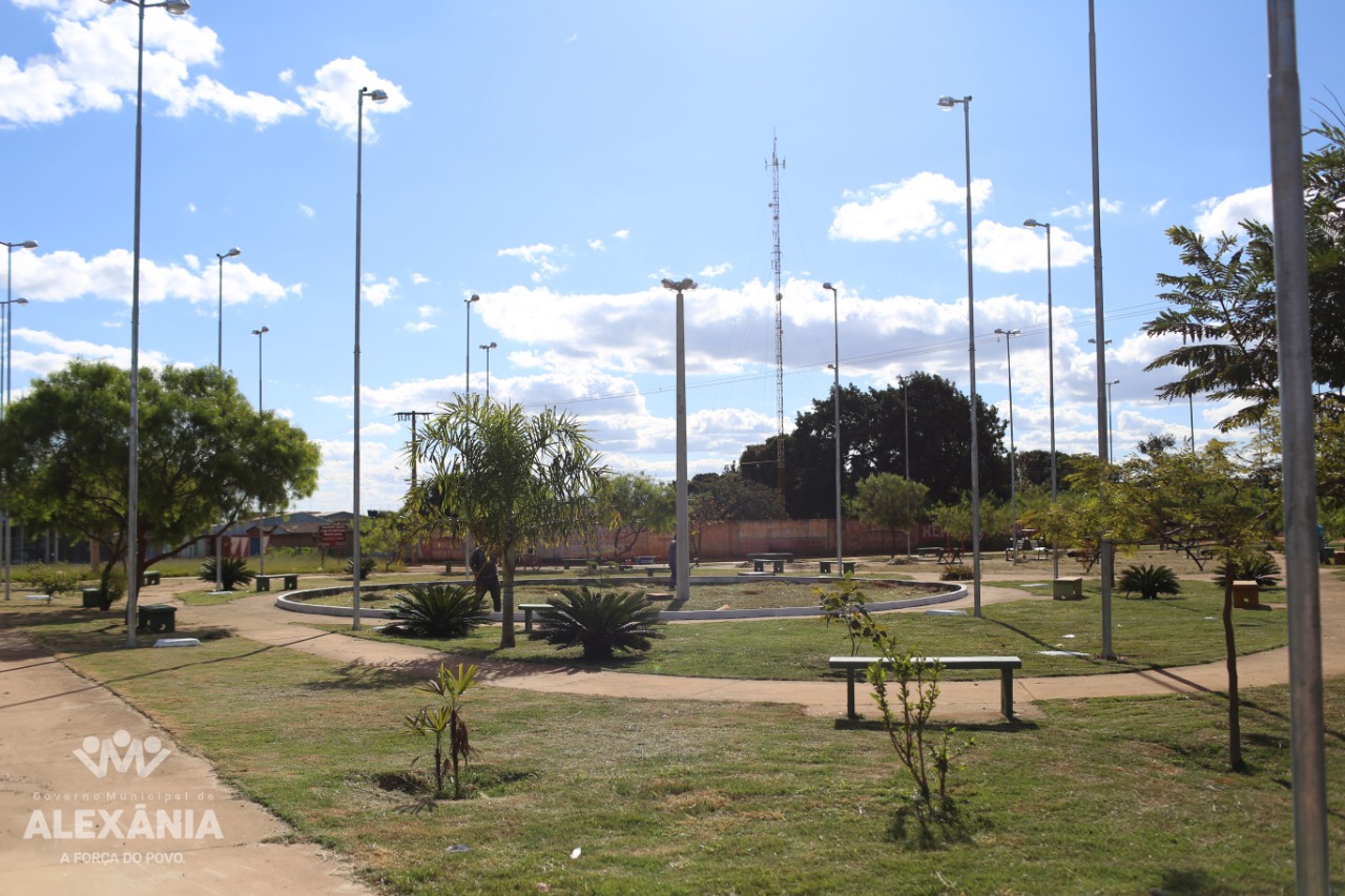 Reparos na Praça JK: venha ter momentos de interação e bem estar