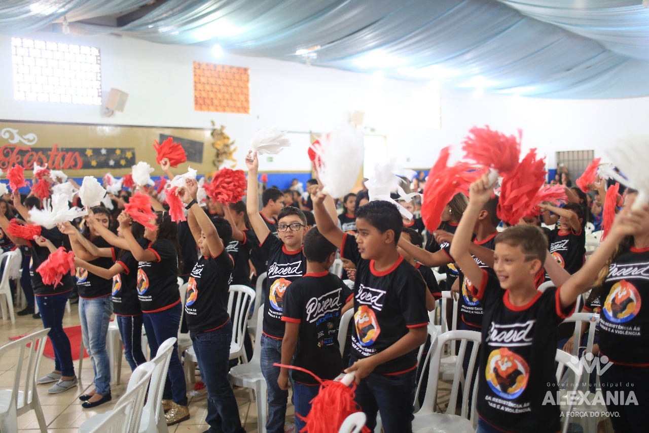 Formatura dos alunos que participaram do Proerd 