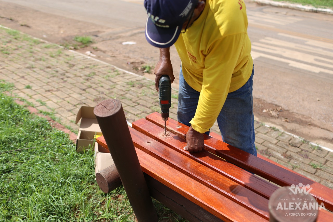 Revitalização de Praça - O cuidado com o bem público