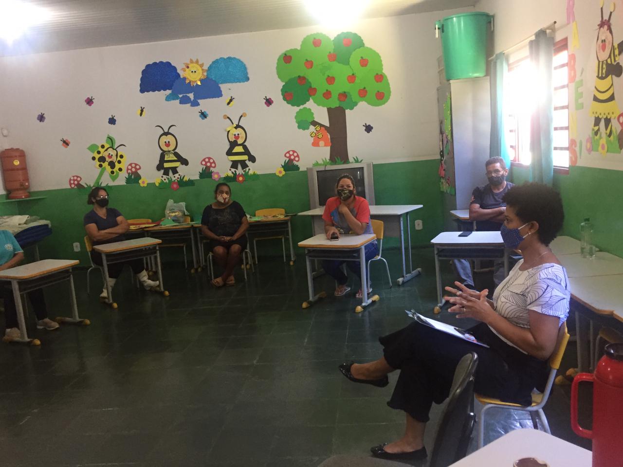 Secretaria de Educação - Cuidado com o manejo dos alimentos durante a pandemia